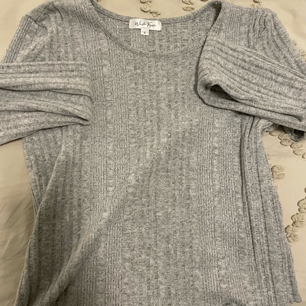 White fawn grey rigged long sleeve